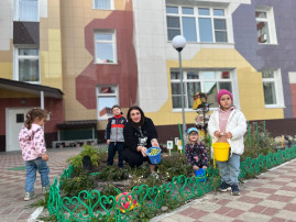 работа в огороде работа в огороде.
